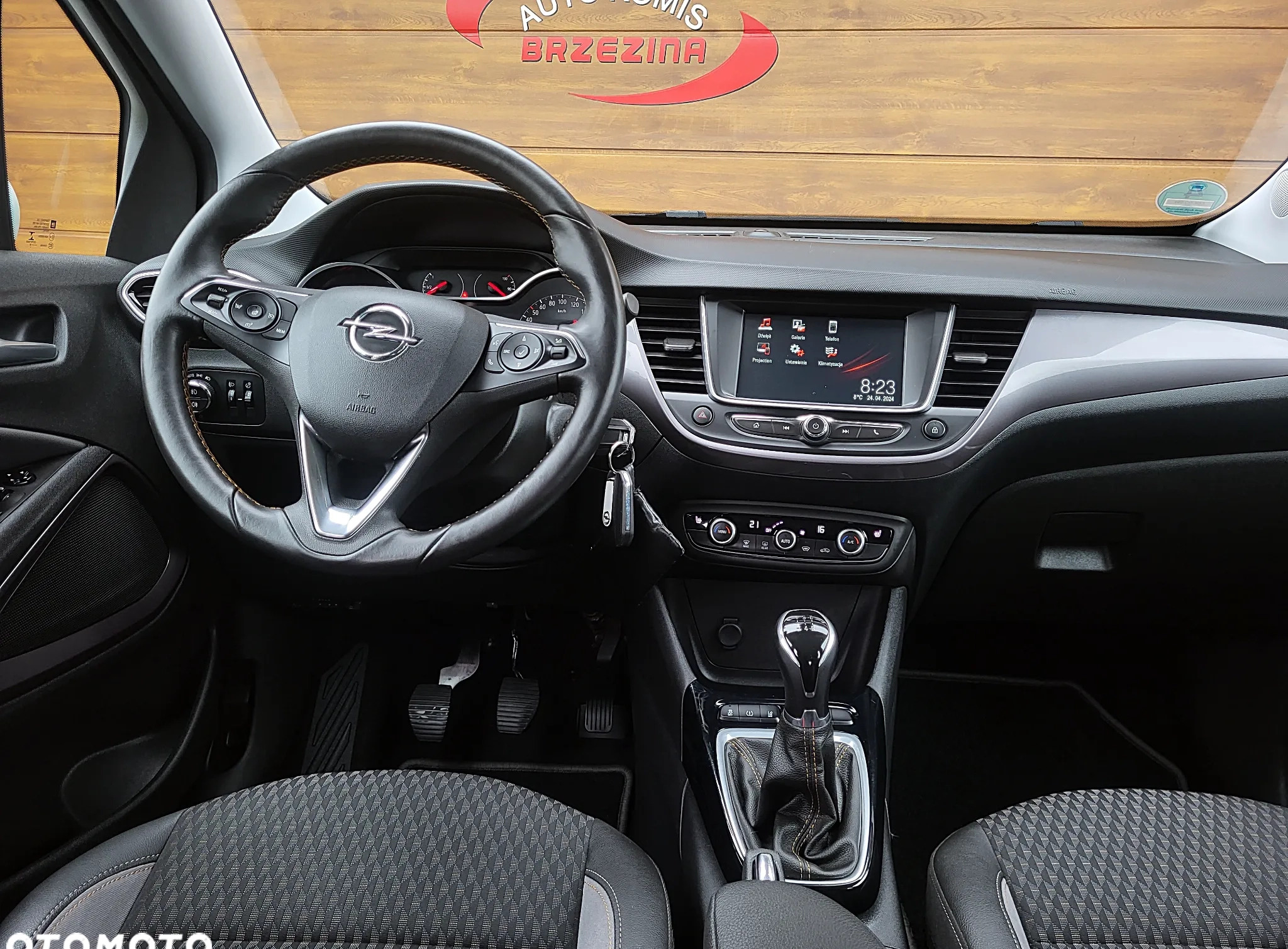 Opel Crossland X cena 59900 przebieg: 72000, rok produkcji 2018 z Rydułtowy małe 301